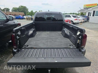 2022 Toyota Tacoma SR5 Crew Cab Long Bed - miniatura 14