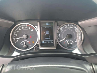 2022 Toyota Tacoma SR5 Crew Cab Long Bed - miniatura 9