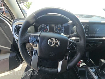 2022 Toyota Tacoma SR5 Crew Cab Medium Bed - miniatura 10