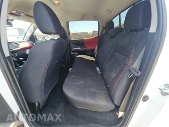 2022 Toyota Tacoma SR5 Crew Cab Medium Bed - miniatura 13