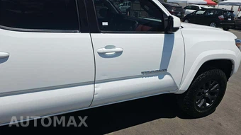 2022 Toyota Tacoma SR5 Crew Cab Medium Bed - miniatura 28