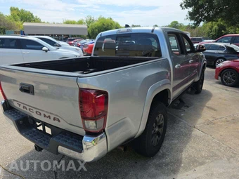 2022 Toyota Tacoma SR5 Crew Cab Medium Bed - miniatura 3