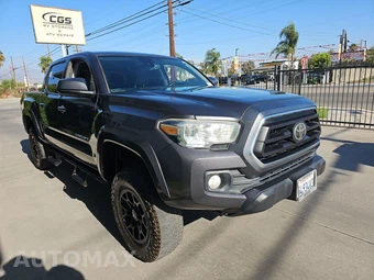 2022 Toyota Tacoma SR5 Crew Cab Medium Bed - miniatura 3