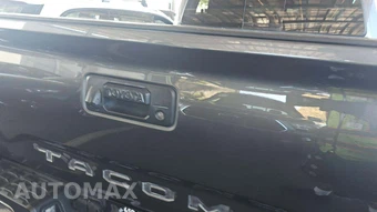 2022 Toyota Tacoma SR5 Crew Cab Medium Bed - miniatura 37