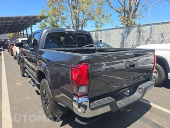 2022 Toyota Tacoma SR5 Crew Cab Medium Bed - miniatura 6