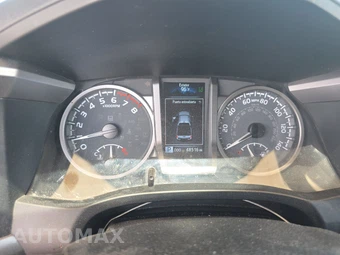 2022 Toyota Tacoma SR5 Crew Cab Medium Bed - miniatura 12