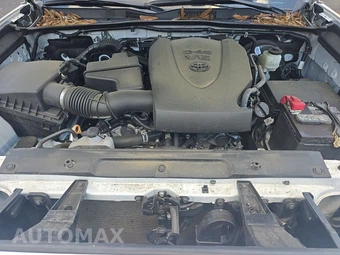 2022 Toyota Tacoma SR5 Crew Cab Medium Bed - miniatura 15