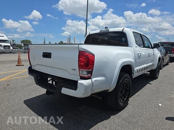 2022 Toyota Tacoma SR5 Crew Cab Medium Bed - miniatura 4