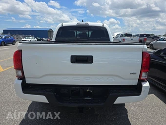 2022 Toyota Tacoma SR5 Crew Cab Medium Bed - miniatura 5
