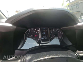 2022 Toyota Tacoma SR5 Crew Cab Medium Bed - miniatura 6