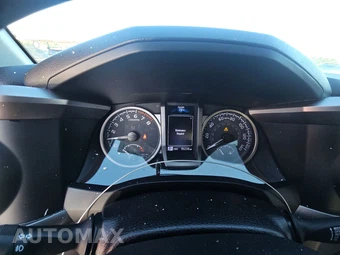 2022 Toyota Tacoma SR5 Crew Cab Medium Bed - miniatura 12