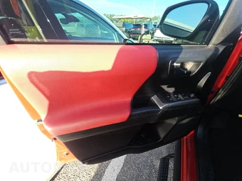 2022 Toyota Tacoma SR5 Crew Cab Medium Bed - miniatura 9