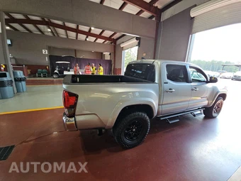 2022 Toyota Tacoma SR5 Crew Cab Medium Bed - miniatura 4