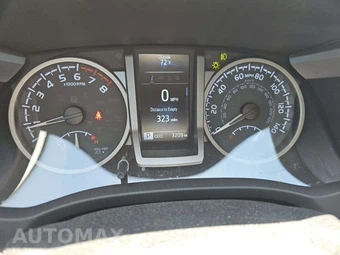 2022 Toyota Tacoma SR5 Crew Cab Medium Bed - miniatura 6