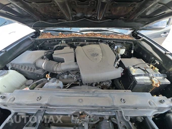 2022 Toyota Tacoma SR5 Crew Cab Medium Bed - miniatura 15