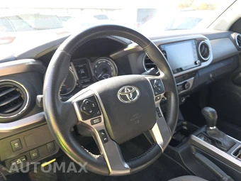 2022 Toyota Tacoma SR5 Crew Cab Medium Bed - miniatura 10