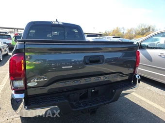 2022 Toyota Tacoma SR5 Crew Cab Medium Bed - miniatura 5