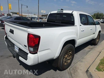 2022 Toyota Tacoma SR5 Crew Cab Medium Bed - miniatura 3