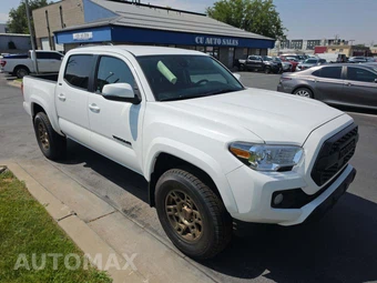 2022 Toyota Tacoma SR5 Crew Cab Medium Bed - miniatura 4