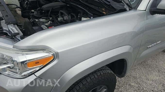 2022 Toyota Tacoma SR5 Crew Cab Medium Bed - miniatura 19