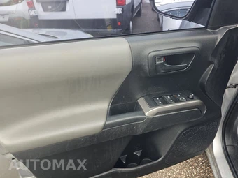 2022 Toyota Tacoma SR5 Crew Cab Medium Bed - miniatura 9