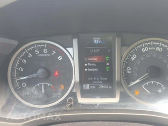 2022 Toyota Tacoma SR5 Crew Cab Medium Bed - miniatura 9