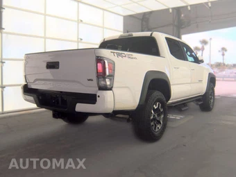 2022 Toyota Tacoma TRD Off-Road Crew Cab Medium Bed - miniatura 4