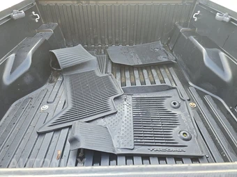 2022 Toyota Tacoma TRD Off-Road Crew Cab Medium Bed - miniatura 16
