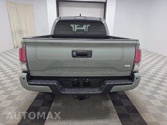 2022 Toyota Tacoma TRD Off-Road Crew Cab Medium Bed - miniatura 5