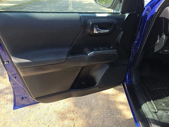2022 Toyota Tacoma TRD Off-Road Crew Cab Medium Bed - miniatura 9