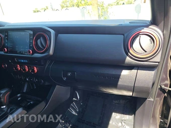 2022 Toyota Tacoma TRD Off-Road Crew Cab Medium Bed - miniatura 16