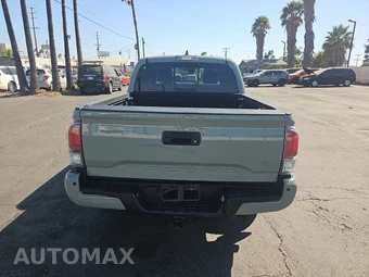 2022 Toyota Tacoma TRD Off-Road Crew Cab Medium Bed - miniatura 5