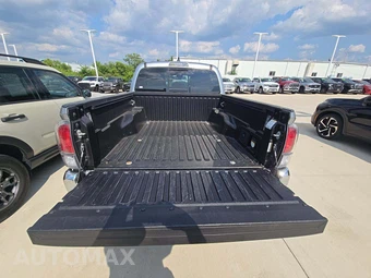 2022 Toyota Tacoma TRD Off-Road Crew Cab Medium Bed - miniatura 11