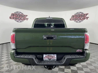 2022 Toyota Tacoma TRD Off-Road Crew Cab Medium Bed - miniatura 6