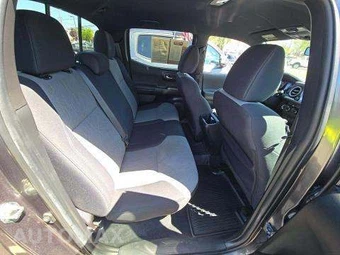 2022 Toyota Tacoma TRD Off-Road Crew Cab Medium Bed - miniatura 17