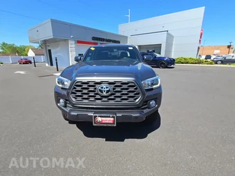 2022 Toyota Tacoma TRD Off-Road Crew Cab Medium Bed - miniatura 2