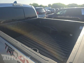 2022 Toyota Tacoma TRD Off-Road Crew Cab Medium Bed - miniatura 16