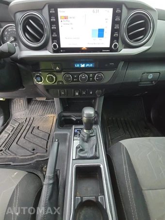 2022 Toyota Tacoma TRD Off-Road Crew Cab Medium Bed - miniatura 11
