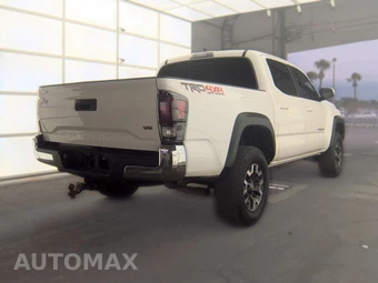 2022 Toyota Tacoma TRD Off-Road Crew Cab Medium Bed - miniatura 4