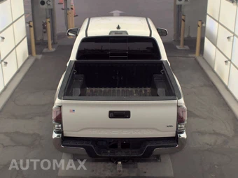 2022 Toyota Tacoma TRD Off-Road Crew Cab Medium Bed - miniatura 5