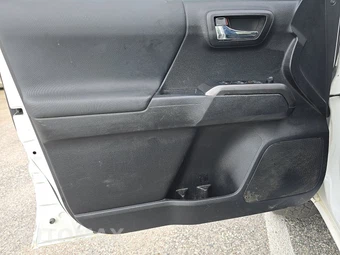 2022 Toyota Tacoma TRD Off-Road Crew Cab Medium Bed - miniatura 9