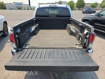 2022 Toyota Tacoma TRD Off-Road Crew Cab Medium Bed - miniatura 14
