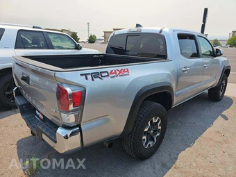 2022 Toyota Tacoma TRD Off-Road Crew Cab Medium Bed - miniatura 3