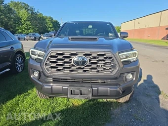 2022 Toyota Tacoma TRD Sport Crew Cab Long Bed - miniatura 2