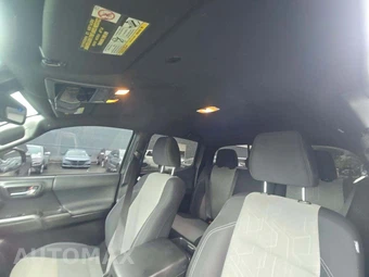 2022 Toyota Tacoma TRD Sport Crew Cab Long Bed - miniatura 10