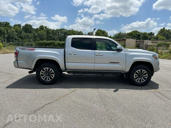 2022 Toyota Tacoma TRD Sport Crew Cab Medium Bed - miniatura 4