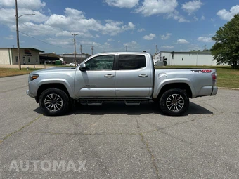 2022 Toyota Tacoma TRD Sport Crew Cab Medium Bed - miniatura 8