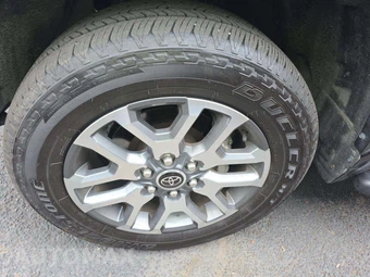 2022 Toyota Tundra 1794 Edition Crew Cab Short Bed - miniatura 24