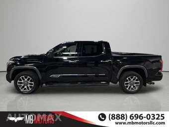 2022 Toyota Tundra Hybrid 1794 Edition Crew Cab Short Bed - miniatura 2