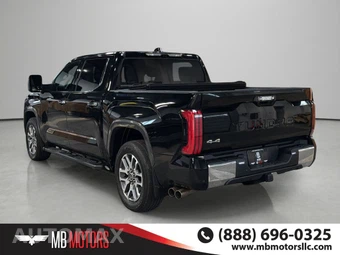 2022 Toyota Tundra Hybrid 1794 Edition Crew Cab Short Bed - miniatura 3